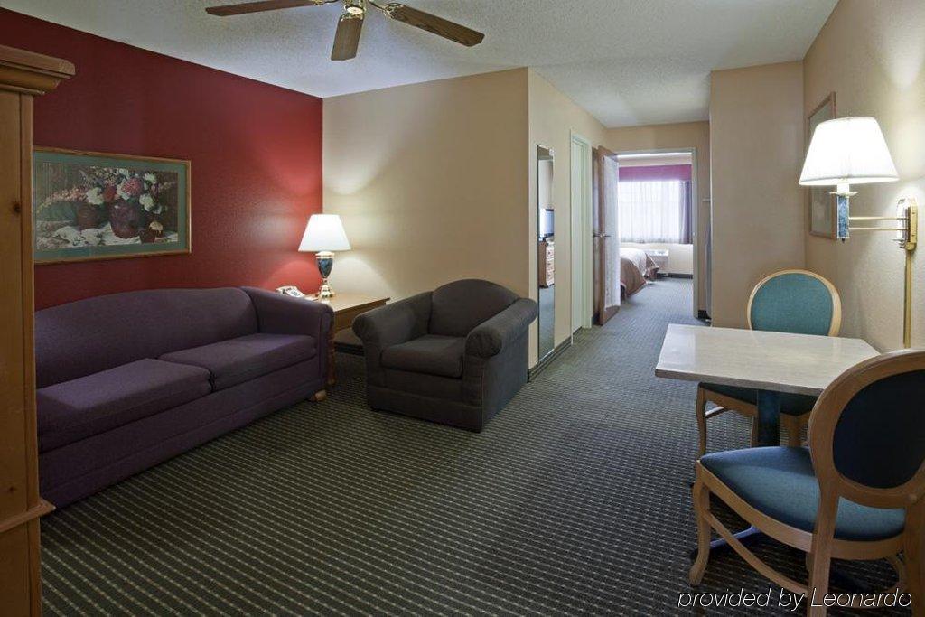 Quality Inn & Suites Stillwater Rom bilde